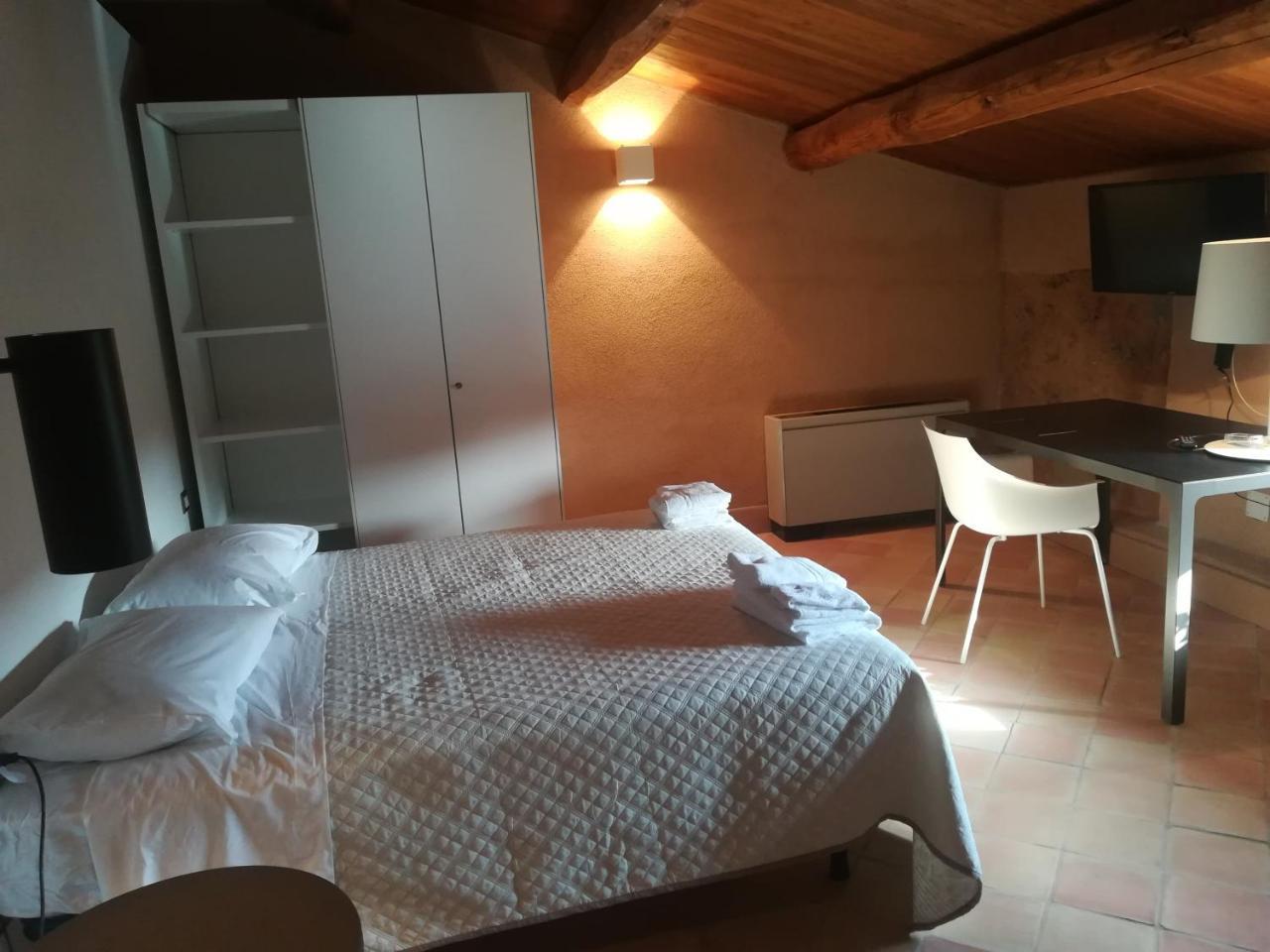 Residenza Palazzo Di Lorenzo Ceraso Εξωτερικό φωτογραφία